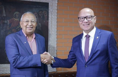 Dr. Pessoa e Franzé Silva discutem o apoio do PT à reeleição do prefeito em 2024